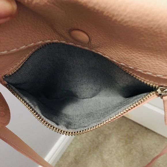 Roots crossbody bag - Picture 2 of 6